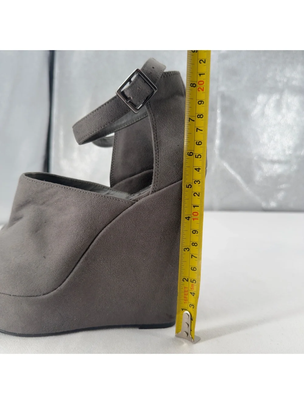 Y2K Grey Faux Suede Platform Wedge Heels Ankle Strap Sandals Size US 10 Bratz